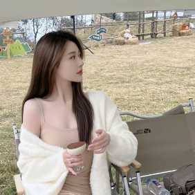 花都C杯性感水多嫩妹 - 布丁熊